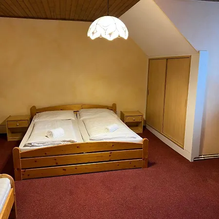 Haus Buchacher Aparthotel 3*